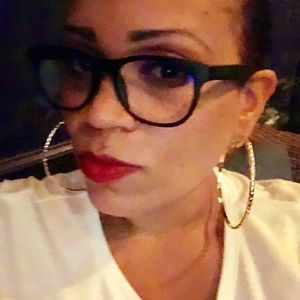 Meet your Posher, Shanti